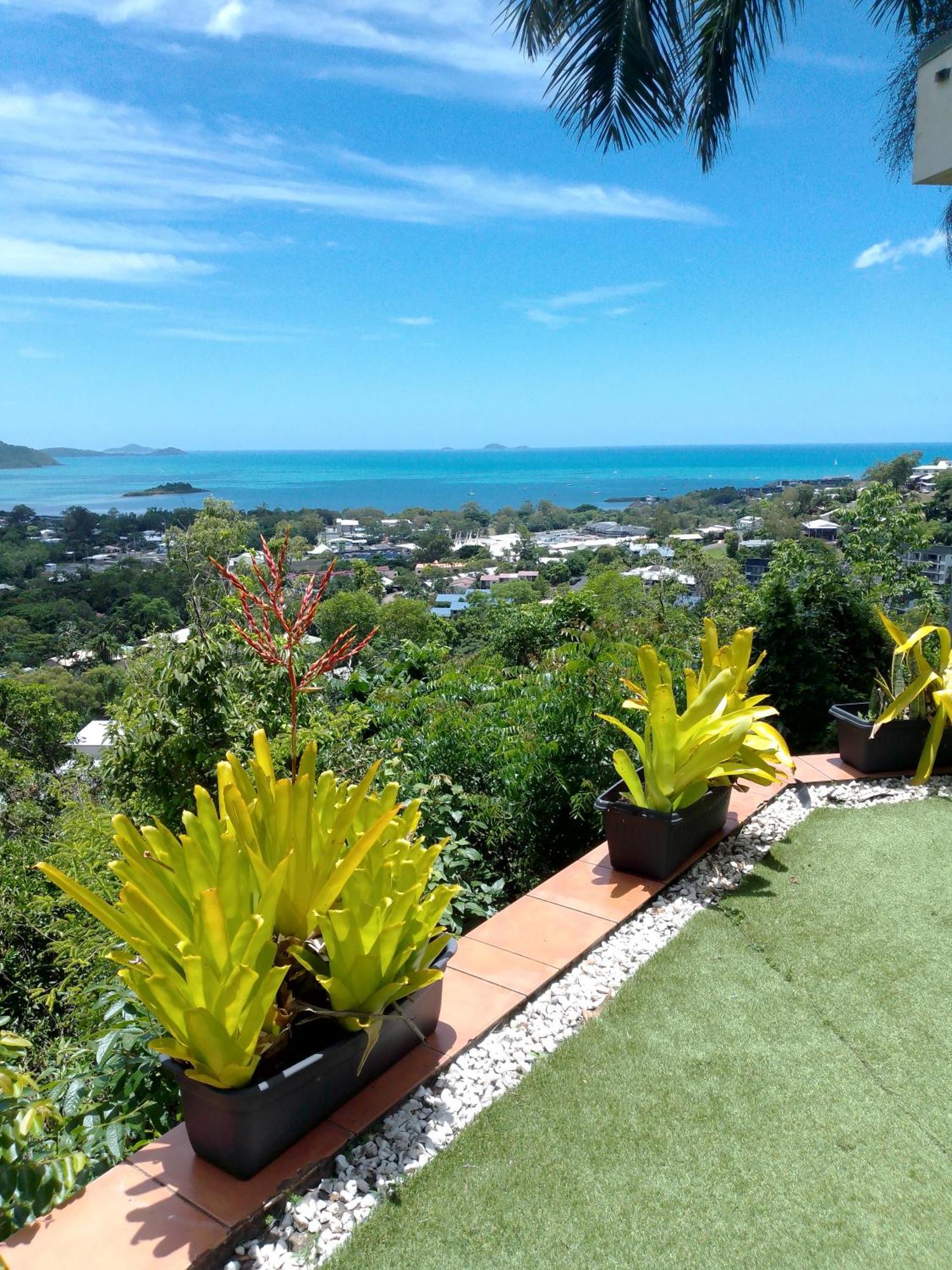 Отель Yachtsmans Paradise, Whitsundays Эйрли-Бич Экстерьер фото